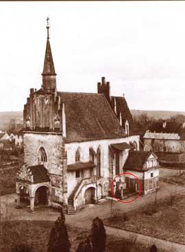 Kostel sv. Michala s vyznaenm hrobem Martiniho