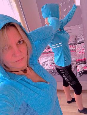Kateřina Augustinová Instruktor Fitness, osobní trenér, masáže Kateřina Augustinová Instruktor Fitness, osobní trenér, masáže