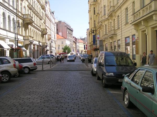 Dlouh ulice v Praze