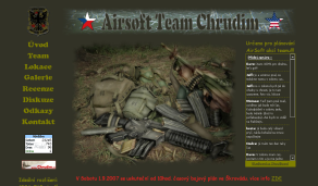 Amatérský airsoft team v Chrudimi používající značkové dlouhé manuální zbraně